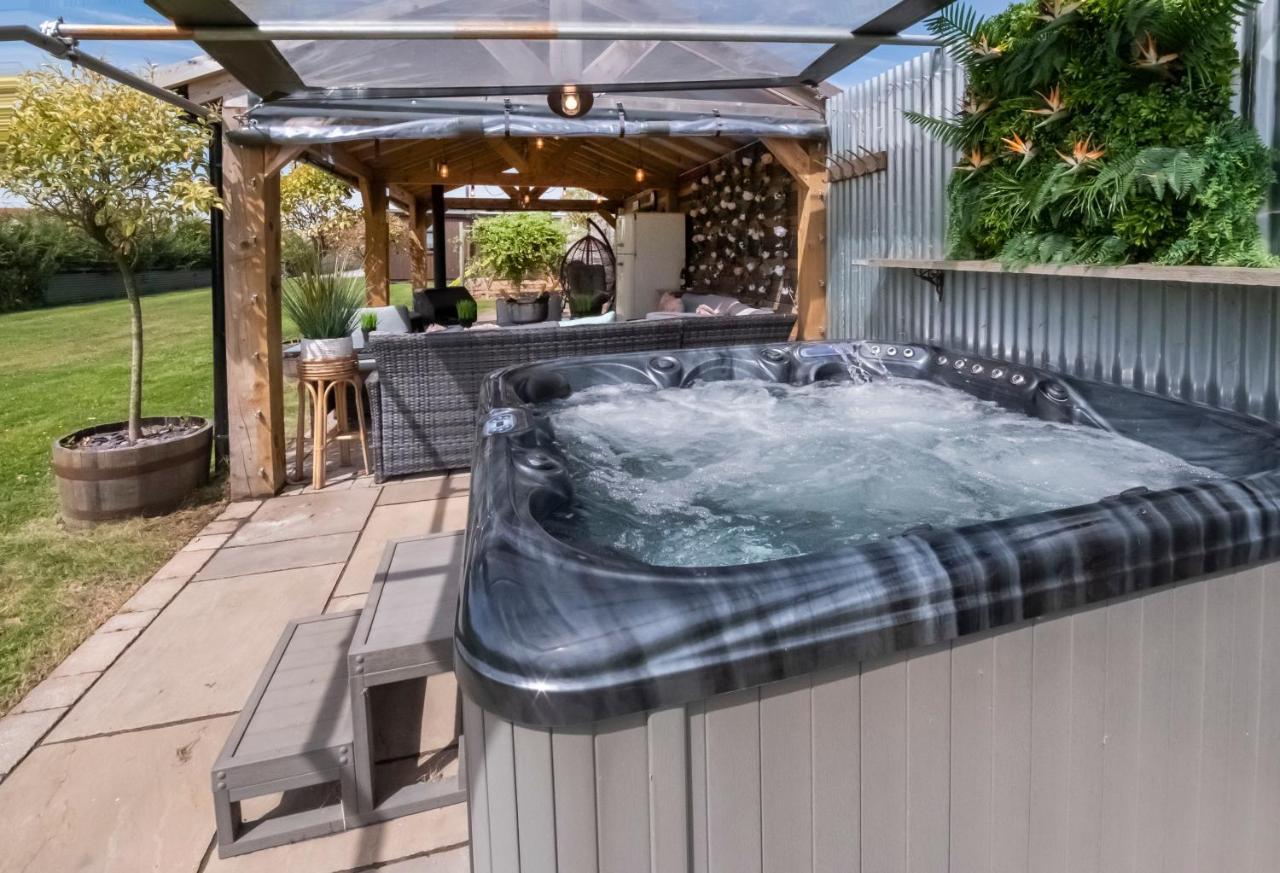 דירות יורק The Stables Luxury House With Hot Tub מראה חיצוני תמונה