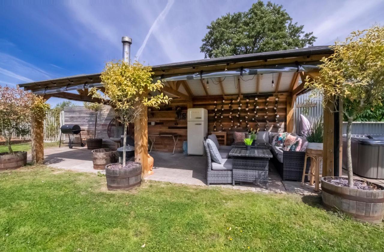 דירות יורק The Stables Luxury House With Hot Tub מראה חיצוני תמונה